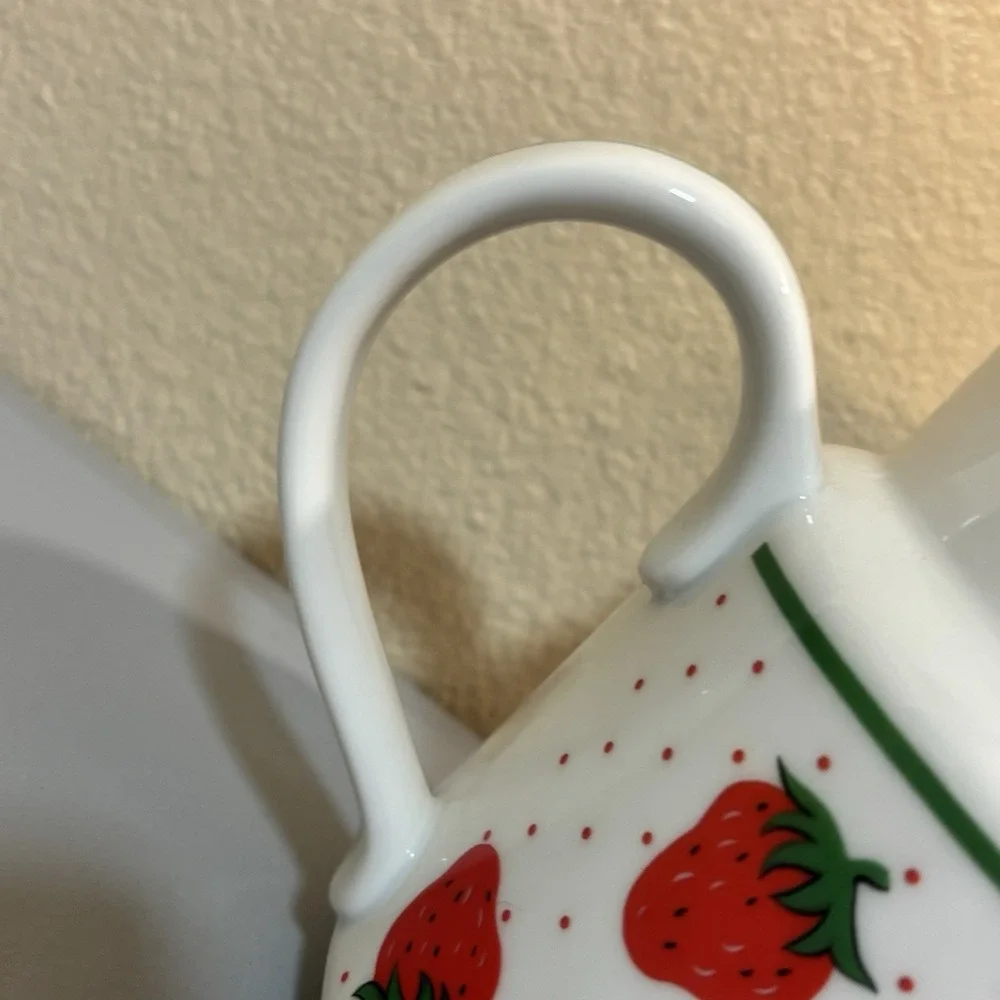 Rosenthal Netter Strawberry Pattern Drink Pitcher 6